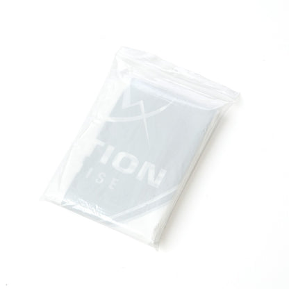 Poncho imperméable Section Paloise plié et prêt à être transporté pour un match