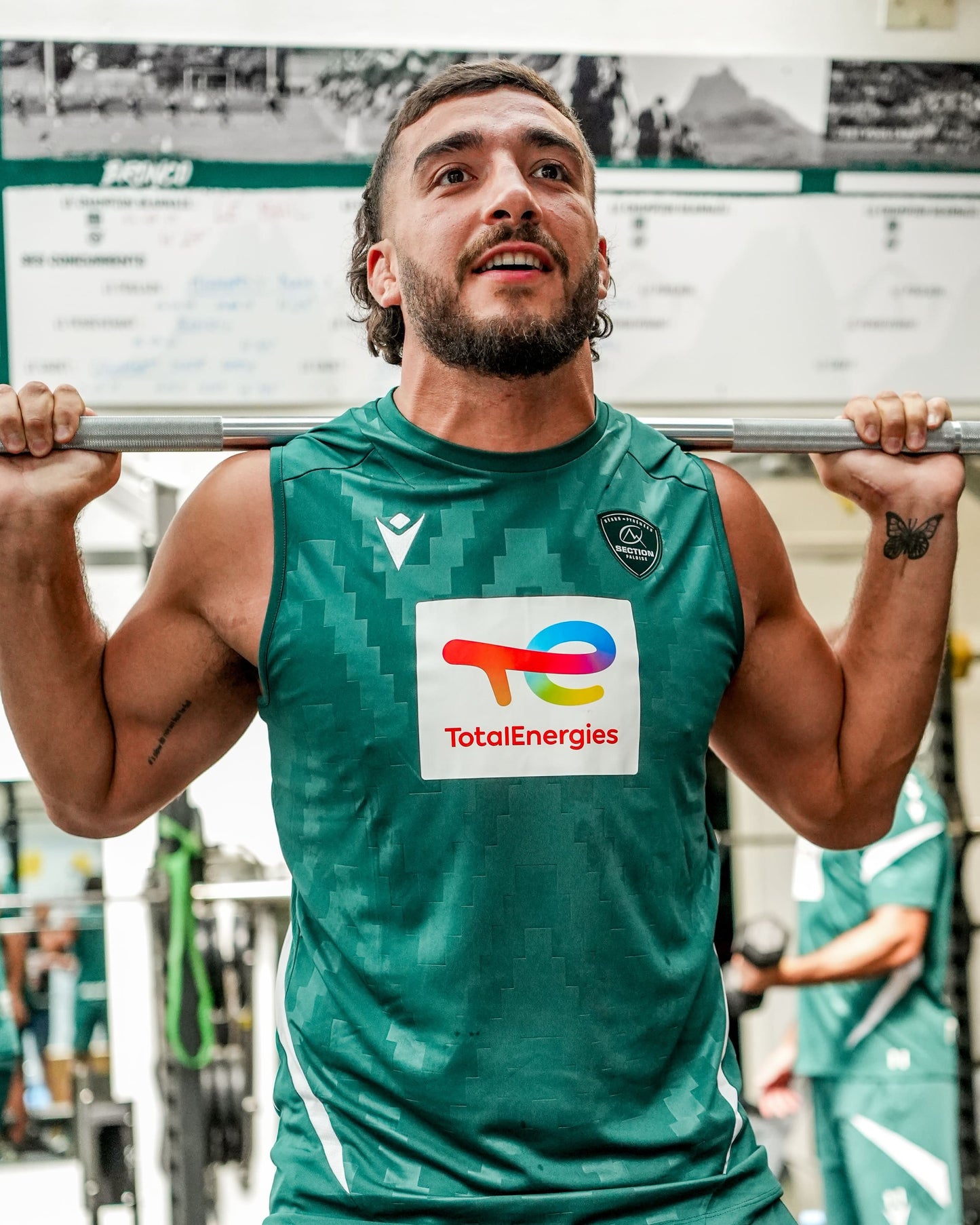 DEBARDEUR JOUEUR 25/26 MACRON